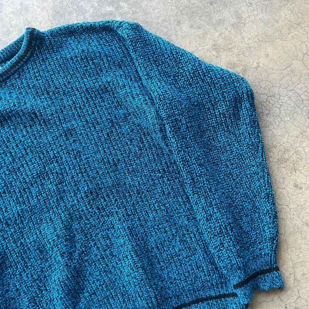 Vintage traditionalist blue knit sweater